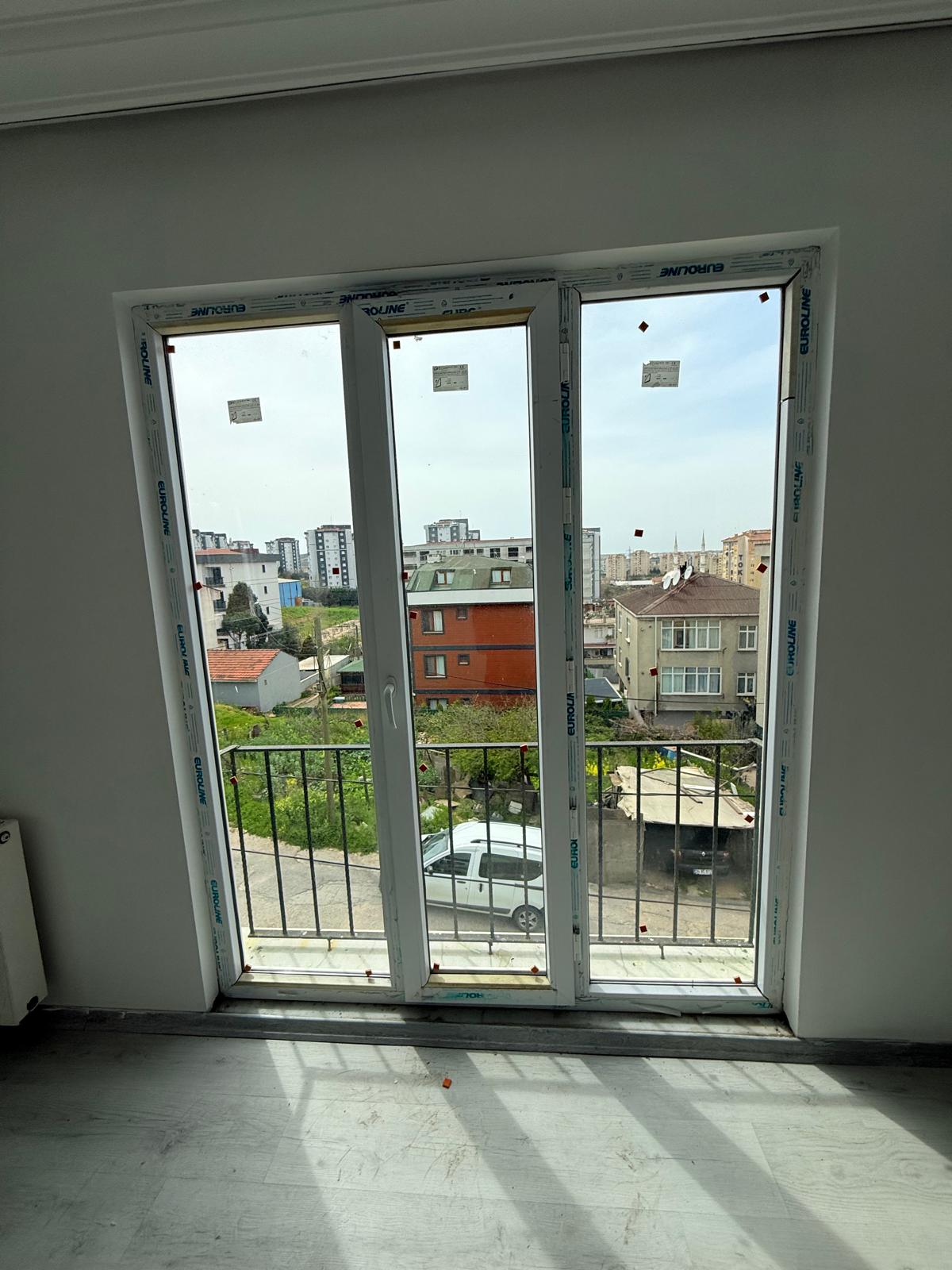Tuzla Aydınlı'da Komple Satılık Bina Yüksek Kira Potansiyelli